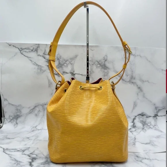 Vintage Louis Vuitton | Petit Noe Yellow EPI Bucket Bag - Picture 2 of 16